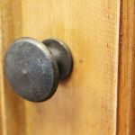 TEDDY - mobile in legno di mogano