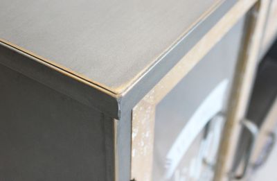 ORLY - madia industrial in acciaio e legno con portabottiglie