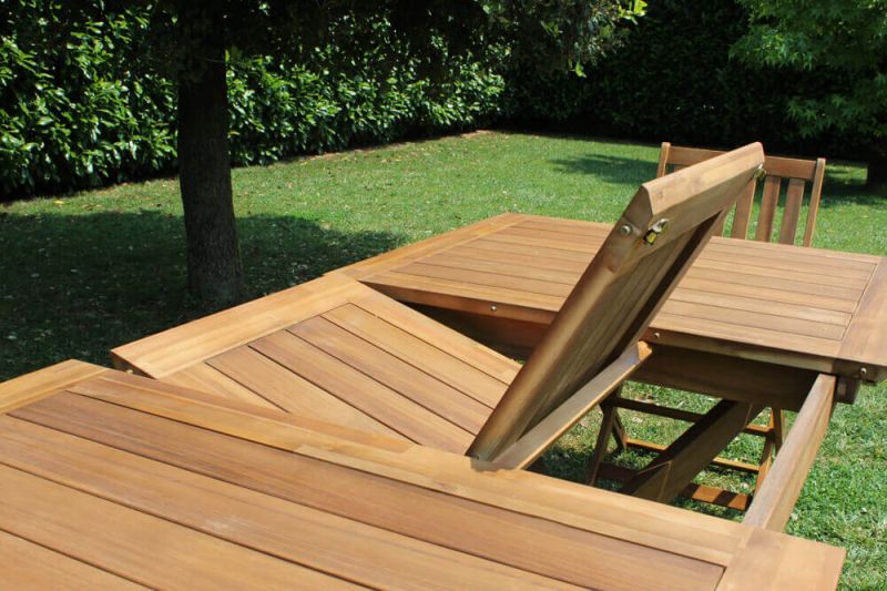 CAESAR - set tavolo in legno massiccio di acacia cm 150/200 x 90 x 78 h con 6 sedie e 2 poltrone Dresda